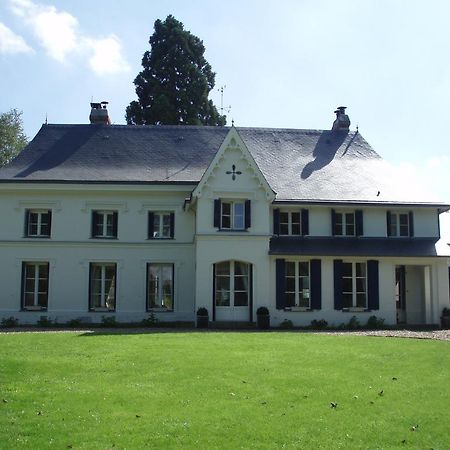 Bed and Breakfast Manoir De L'As De Trefle Isneauville Habitación foto