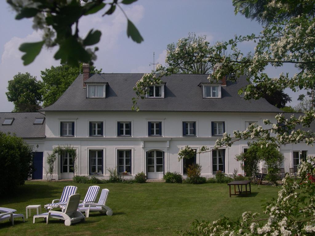 Bed and Breakfast Manoir De L'As De Trefle Isneauville Habitación foto